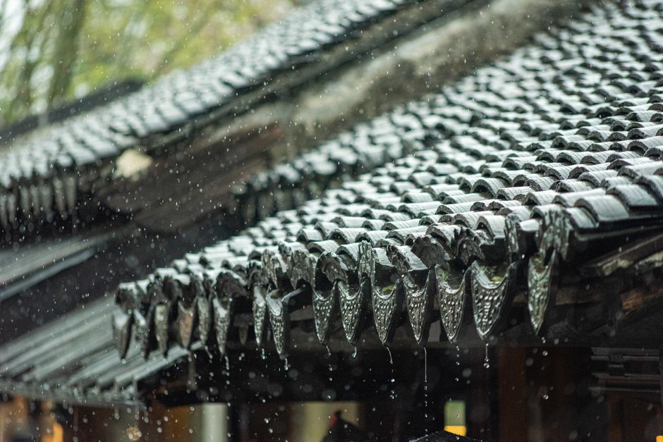 When Your Roof Leaks: What Home Insurance Covers