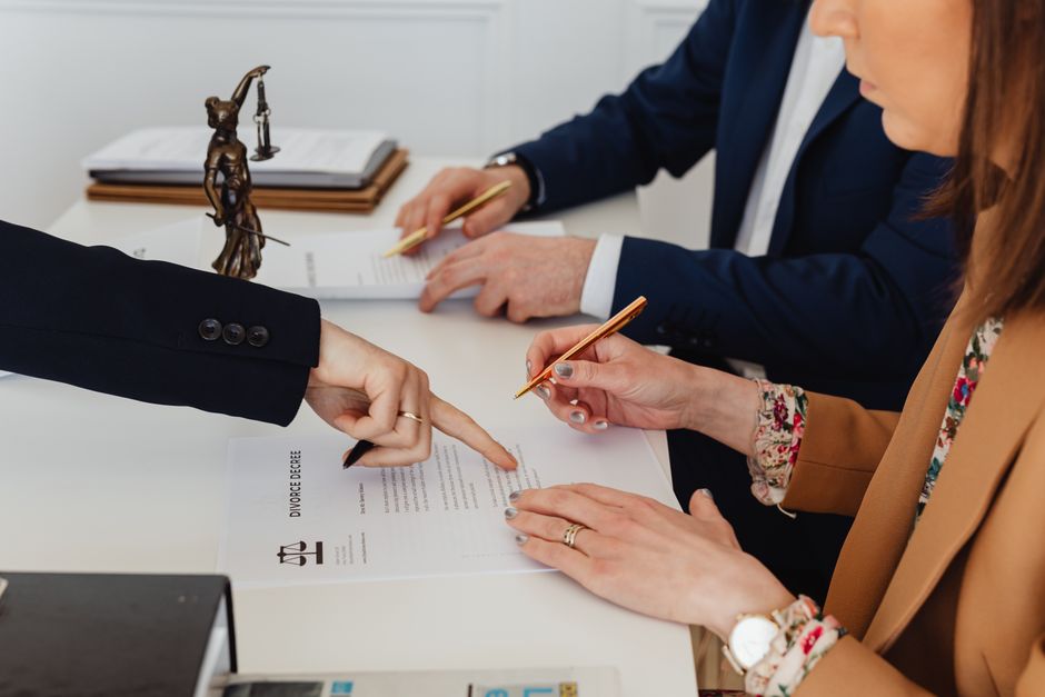 Who Needs to Update Their Home Insurance After Divorce